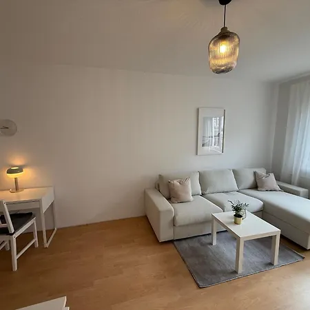 Stilvolle Nahe Innenstadt & Airport アパート *